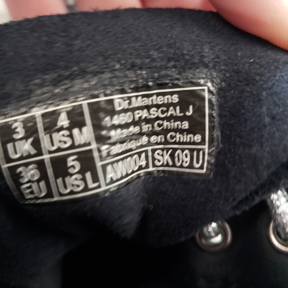 Dr. Martens new without Box size 5 Ladies  1460 Pascal Boot star boots - Picture 13 of 16